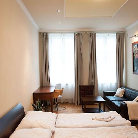 Velky Apartman Bratislava Eksteriør bilde