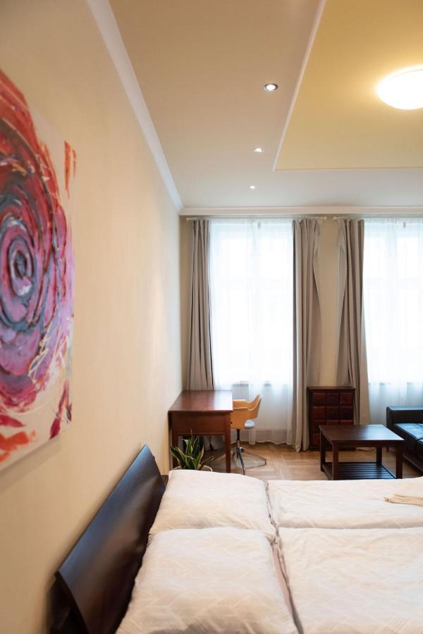 Velky Apartman Bratislava Eksteriør bilde